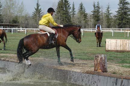 Katie_on_Minute_001.JPG - Katie riding Minute